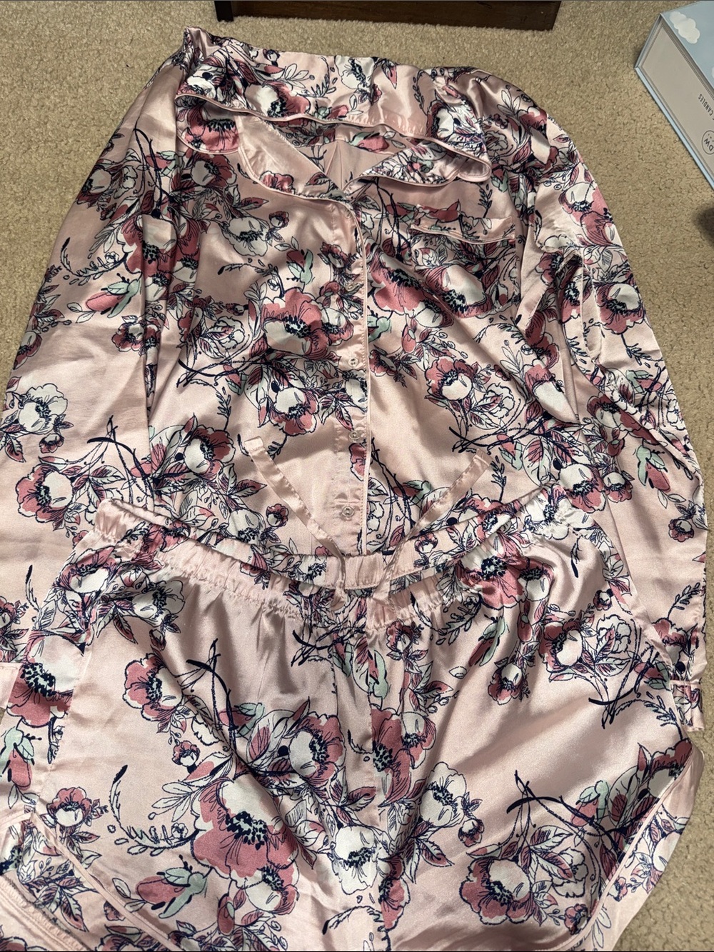 Women's Pink Floral Satin Pajama Set